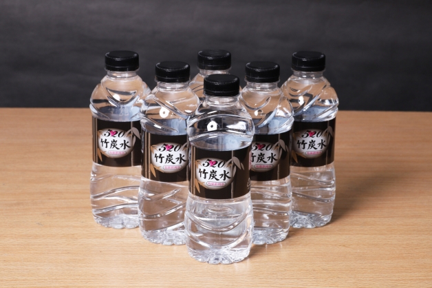 520竹炭水330ml(一箱24瓶)